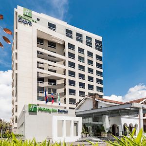 Holiday Inn Express Quito By Ihg